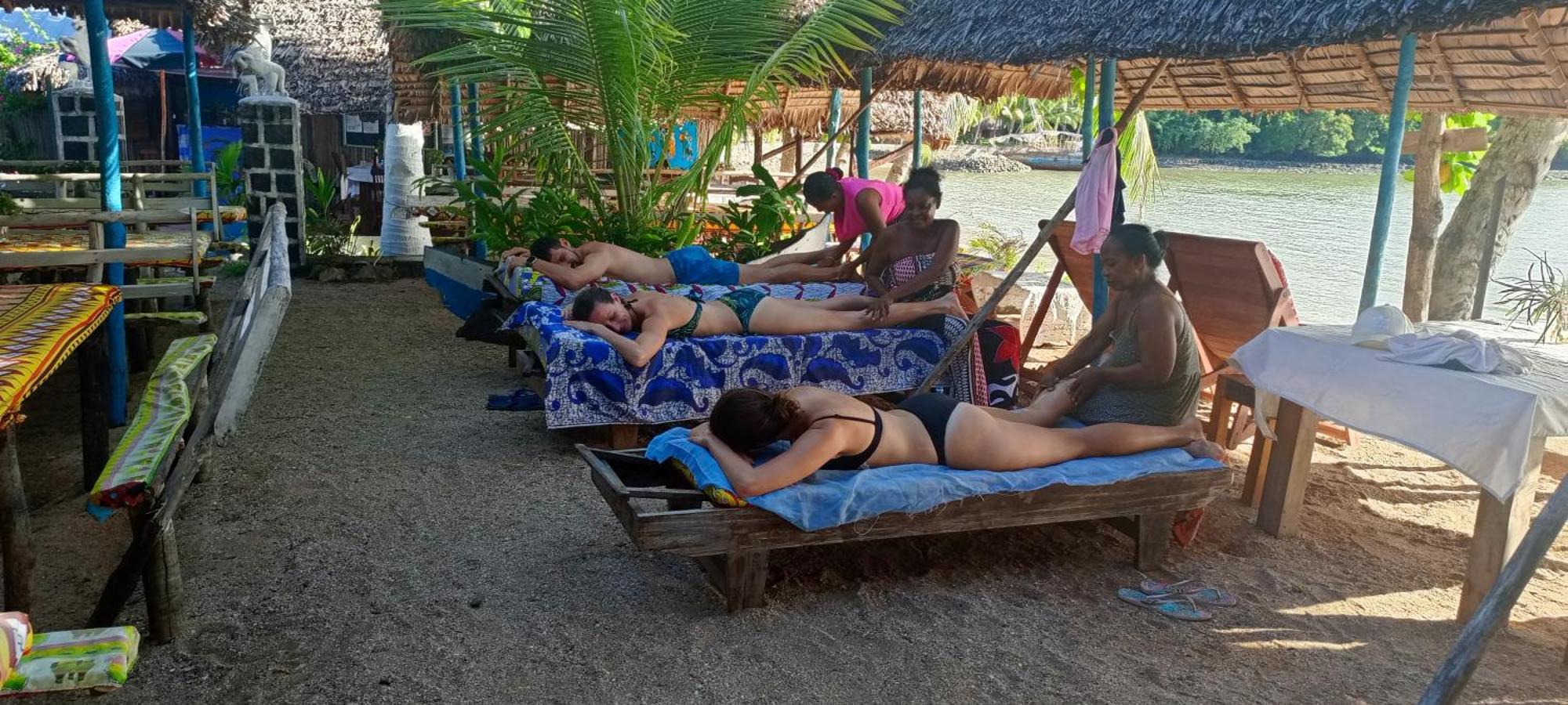 Piscine Bimoko Hotel Nosy-Be Eksteriør billede